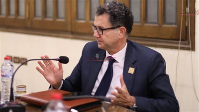 السفير محمد نصر كبير مفاوضي المناخ في ندوة 