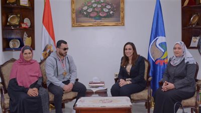 نائب محافظ البحيرة تستقبل الحاصل على بطولة العالم في ألعاب القوى لذوي الهمم