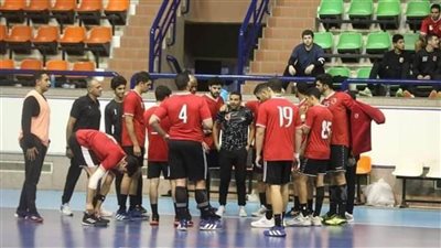 شباب يد الأهلي يتعادل مع الشمس بالدوري