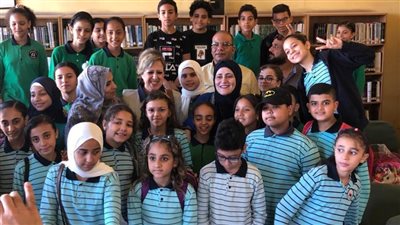 ابنة الشهيد إبراهيم الرفاعي تحتفل مع طلاب الإمام الشافعي بذكرى انتصارات اكتوبر