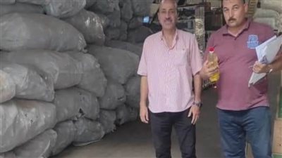 ضبط 300 كرتونة زيت طعام فاسد بحملة مكبرة بالقليوبية 