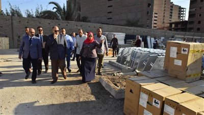 محافظ أسيوط يتفقد وصول التجهيزات والأجهزة الطبية للوحدات الصحية بقرى حياة كريمة