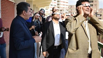 نادي الفضاء والفلك بجامعة سوهاج ينظم ندوة ورصدًا ميدانيًا لظاهرة كسوف الشمس