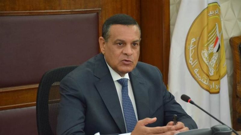 وزير التنمية المحلية