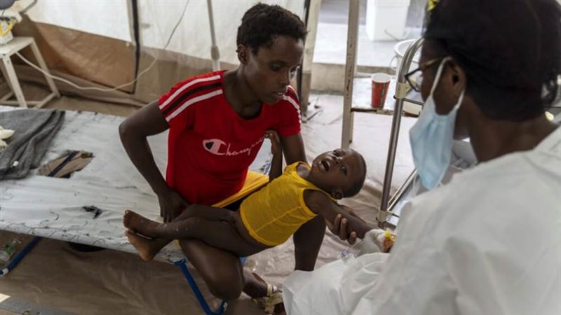 صورة من ارشيف لامرأة