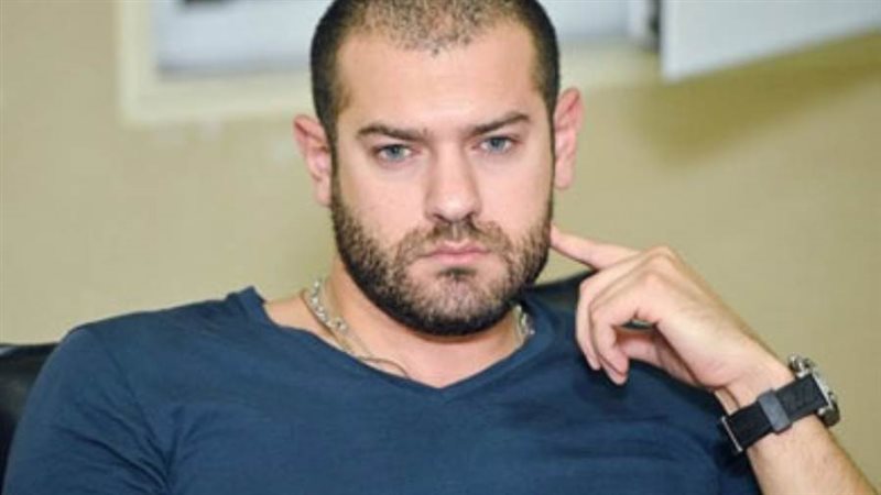 الممثل عمرو يوسف