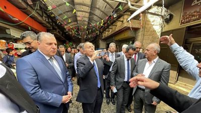 وفد دبلوماسي أجنبي يطلع على ما تشهده مدينة نابلس من حصار إسرائيلي مستمر منذ 16 يوما