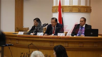 خبراء: لابد من تبنى خطط إعلامية تُعظم من الوعى البيئى