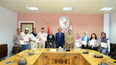 مركز جودة الغذاء بجامعة سوهاج يختتم دورته التدريبية 