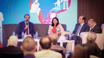 الصحة تحتفل باليوم العالمي لشلل الأطفال تحت شعار 