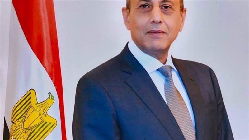 وزير الطيران الفريق