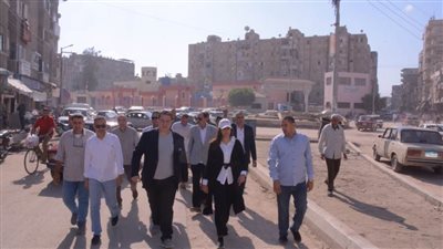 نائب محافظ البحيرة تقوم بجولة تفقدية بشوارع مدينة دمنهور 