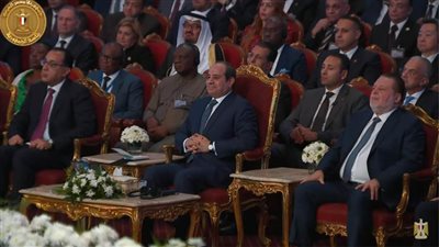 الرئيس السيسي يشهد افتتاح وتدشين مشروعات المبادرة الوطنية لتطوير الصناعة 