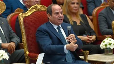 الرئيس السيسي: الدولة ستتدخل لحل أي عقبات تواجه رجال الصناعة والمستثمرين