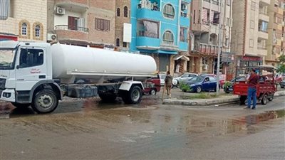 مواصلة أعمال النظافة والإنارة العامة وشفط مياه الأمطار بمركزي التل الكبير وأبوصوير