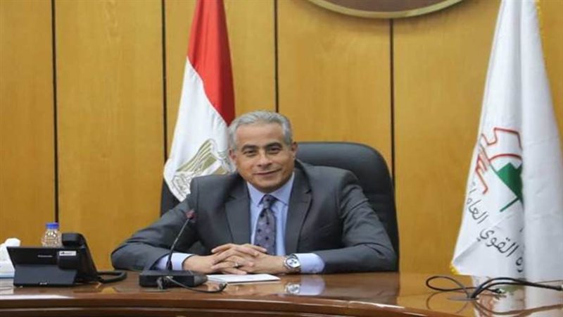 وزير القوي العاملة