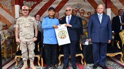 قيادة قوات الدفاع الشعبى تشارك 