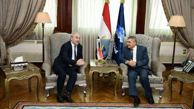 رئيس هيئة قناة السويس يبحث مع المكتب الأمريكي للملاحة ABS سبل التعاون المشترك