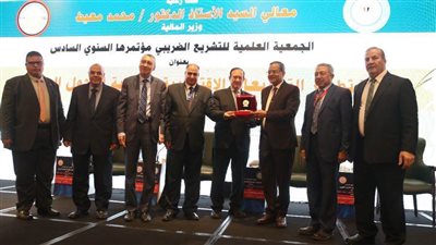 رئيس جامعة سوهاج يشهد فعاليات المؤتمر السنوي السادس للجمعية العلمية للتشريع الضريبي