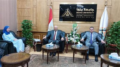 رئيس جامعة بنها يستقبل أعضاء لجنة مكافحة العدوى بالمجلس الأعلى للجامعات