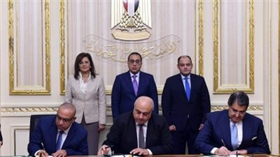 رئيس الوزراء يشهد مراسم توقيع بروتوكول تعاون بشأن إنشاء وإدارة وتشغيل 