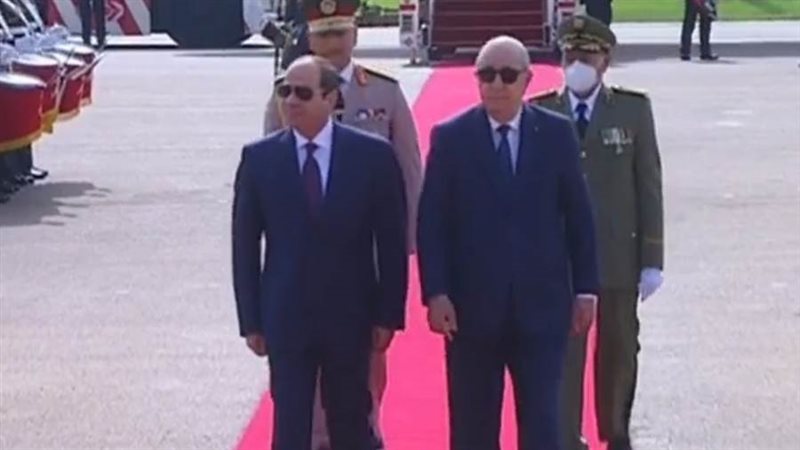 الرئيس السيسي يصل