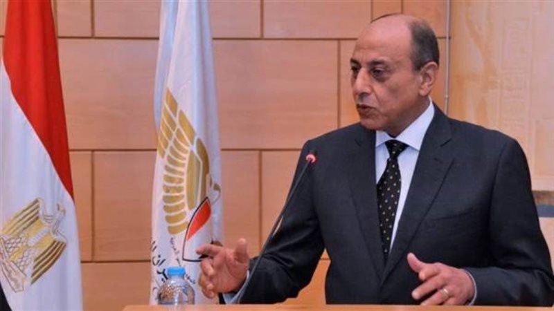 وزير الطيران الفريق