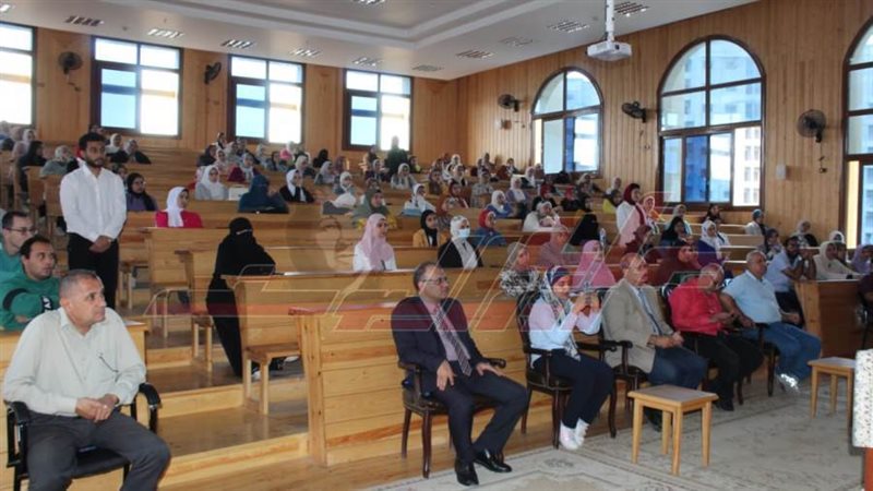 خلال الندوة