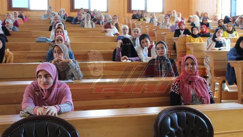 طلاب جامعة كفرالشيخ