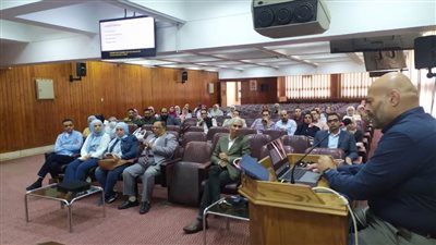 مركز الاختبارات الإلكترونية بجامعة المنيا يعقد ورشة عمل تدريبية لكيفية إعداد بنوك الأسئلة