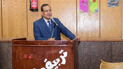 تربية سوهاج تنظم ندوة عن التغيرات المناخية ودور معلمي المستقبل في التوعية بها