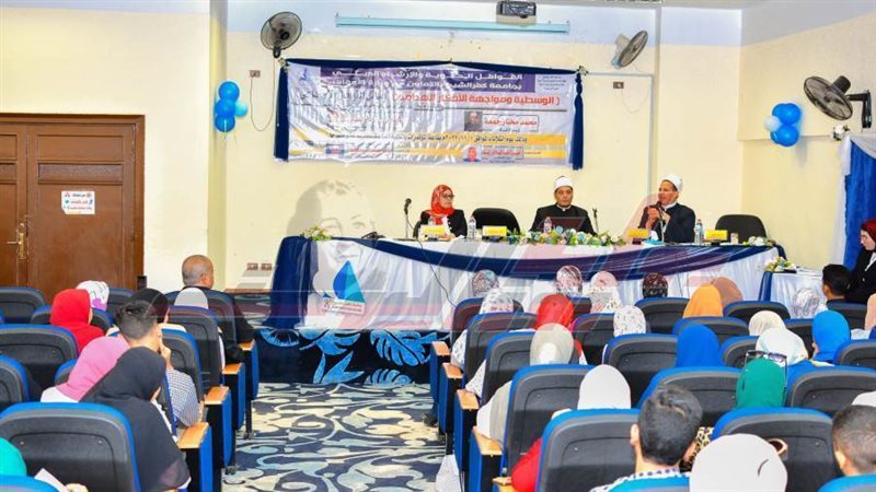 خلال الندوة