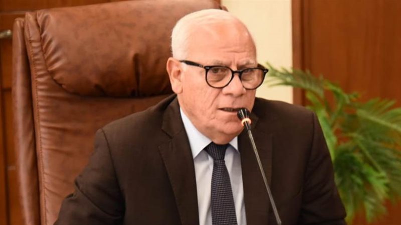 محافظ بورسعيد عادل