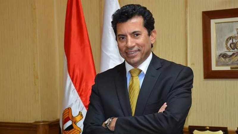 الدكتور أشرف صبحى