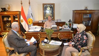 محافظ أسيوط يعلن تنظيم ملتقى للتوظيف الثلاثاء 8 نوفمبر لتوفير 1000 فرصة عمل للشباب