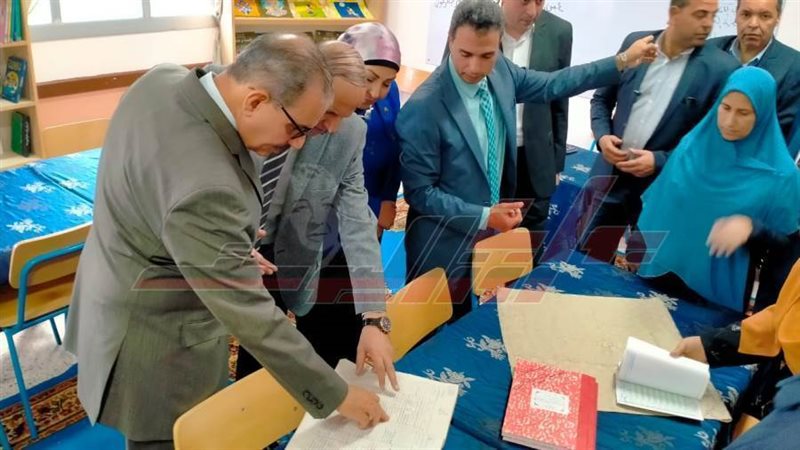 خلال الافتتاح