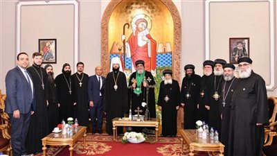 الكنيسة الروسية تمنح وسام 