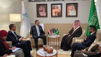 وزير الآثار يلتقي مع وزير السياحة السعودي 