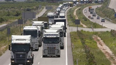 عمال النقل في إسبانيا يعلنون الإضراب المفتوح