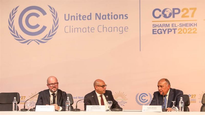 وزير الخارجية خلال