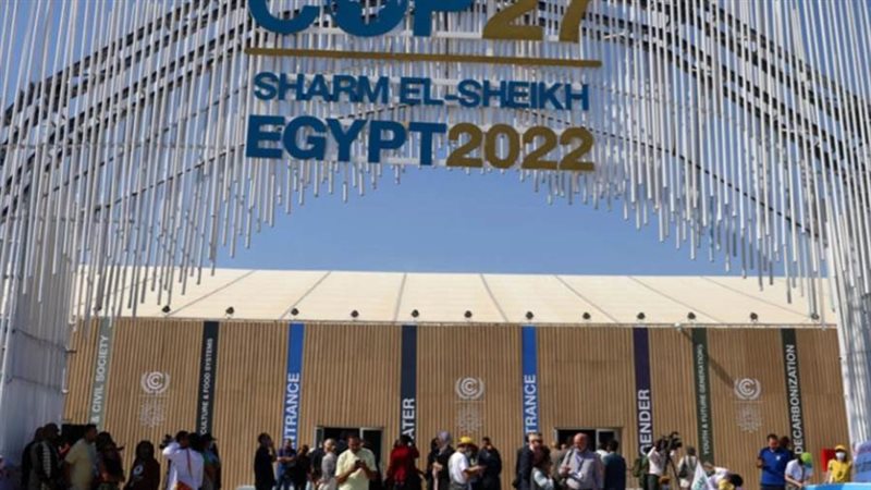 توافد العديد من رؤساء