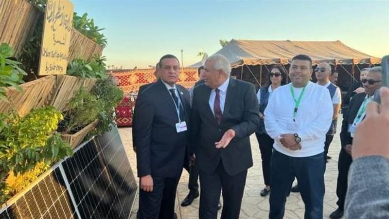 وزير التنمية المحلية