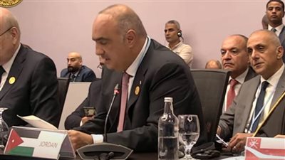 رئيس وزراء الأردن: نتعهد باتخاذ كافة الإجراءات المتعلقة بمكافحة تغير المناخ