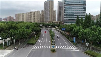 شانغهاي تفتتح أول مجموعة من الطرق السريعة للسيارات ذاتية القيادة