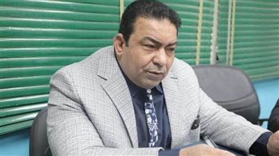 موظفو التعليم  بالوادي الجديد يتلقون الجرعة التنشيطية من لقاح فيروس كورونا