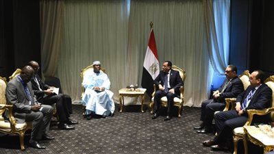 رئيس وزراء مالي يشيد بدور الرئيس السيسي في إنجاح أعمال مؤتمر المناخ 