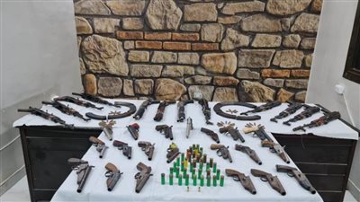 أجهزة الأمن تشن حملة أمنية بأسيوط لضبط الخارجين عن القانون