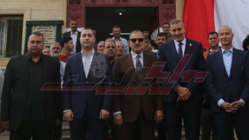 خلال الافتتاح