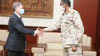 نائب رئيس مجلس السيادة بالسودان يبحث التعاون مع المبعوث الفرنسي للقرن الإفريقي