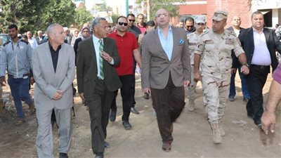 محافظ بني سويف يتفقد مشروعات حياة كريمة في القطاعات والمرافق الحيوية بناصر